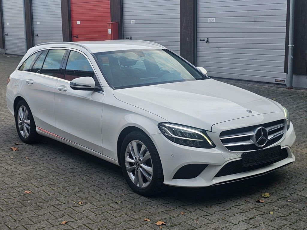 Bild des Angebotes Mercedes-Benz C 180 Avantgarde CGI/1.Hand/TÜV NEU/Automatik...