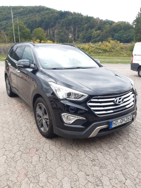 Bild des Angebotes Hyundai Grand Santa Fe 2.2 CRDi Style 4WD Automatik ...