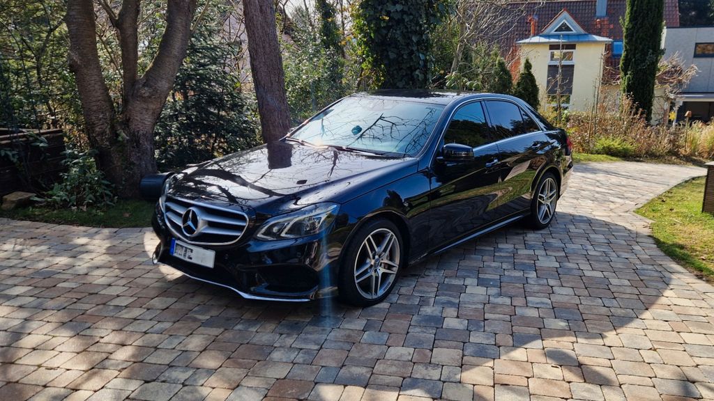 Bild des Angebotes Mercedes-Benz E 500 4MATIC