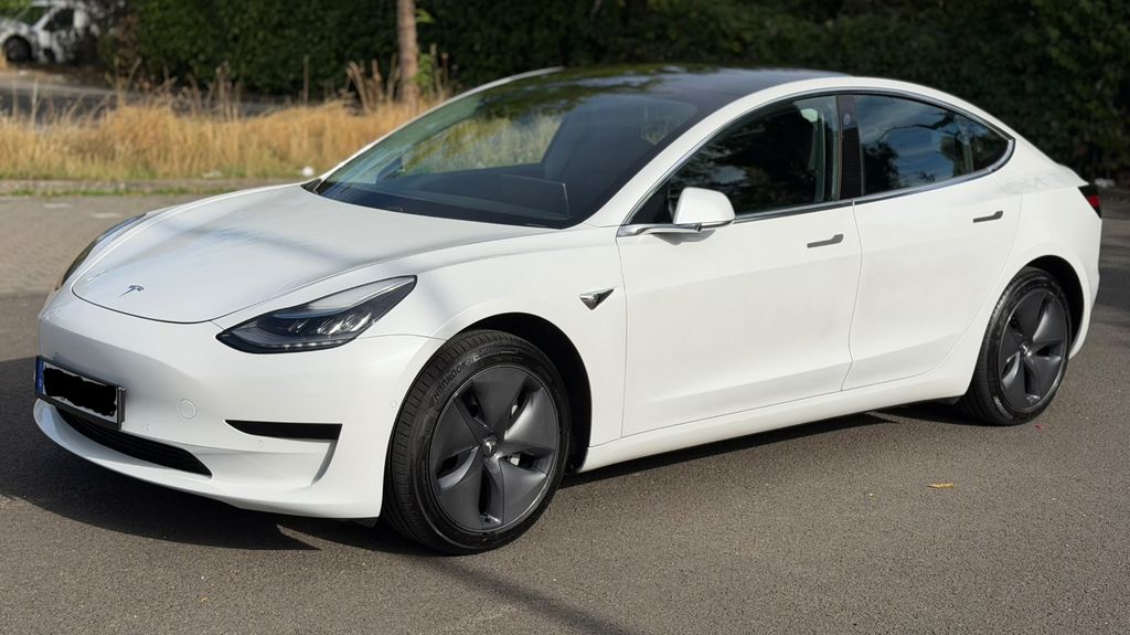 Tesla Model 3 Standard-Reichweite Plus - Hinterrad...