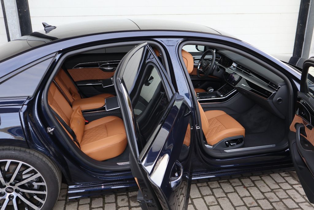 Bild des Angebotes Audi A8L 60 TFSIe lang EXCLUSIVE/BLACK-PA./MOD. 2026