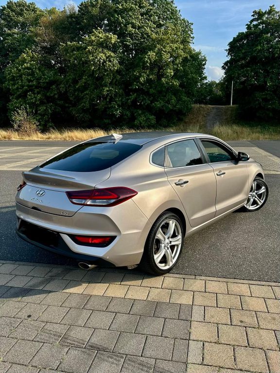 Bild des Angebotes Hyundai i30 1.4 T-GDI Premium DCT Fastback Premium