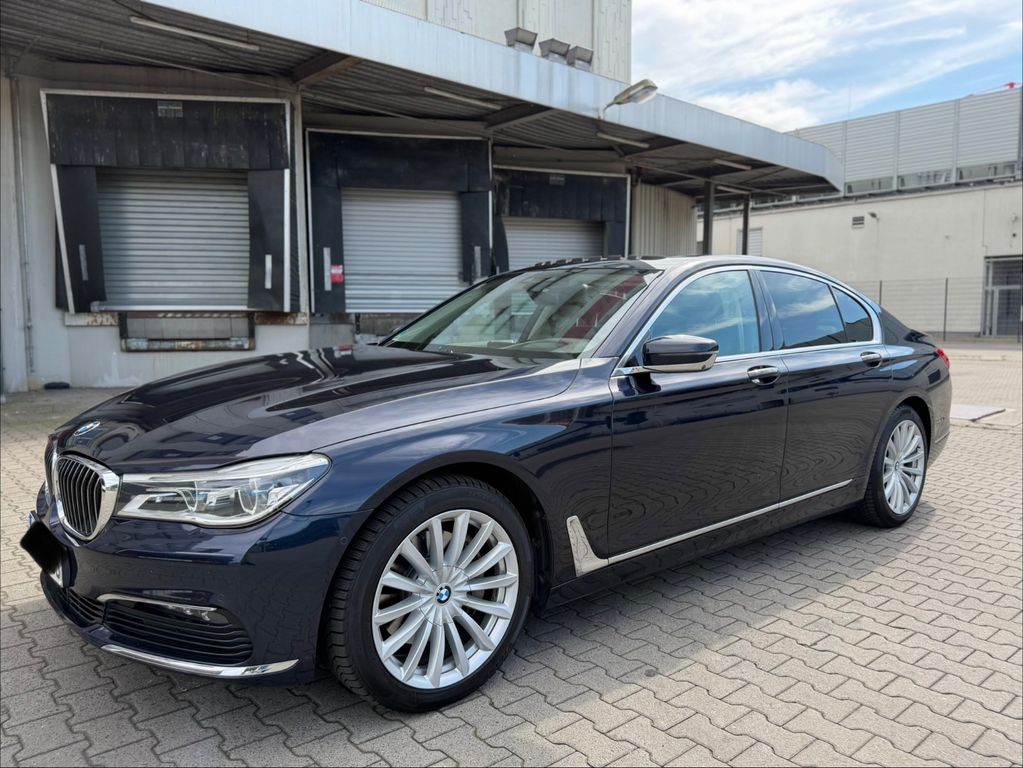 Bild des Angebotes BMW 740D XDRIVE Nappaleder Laserlight Softclose