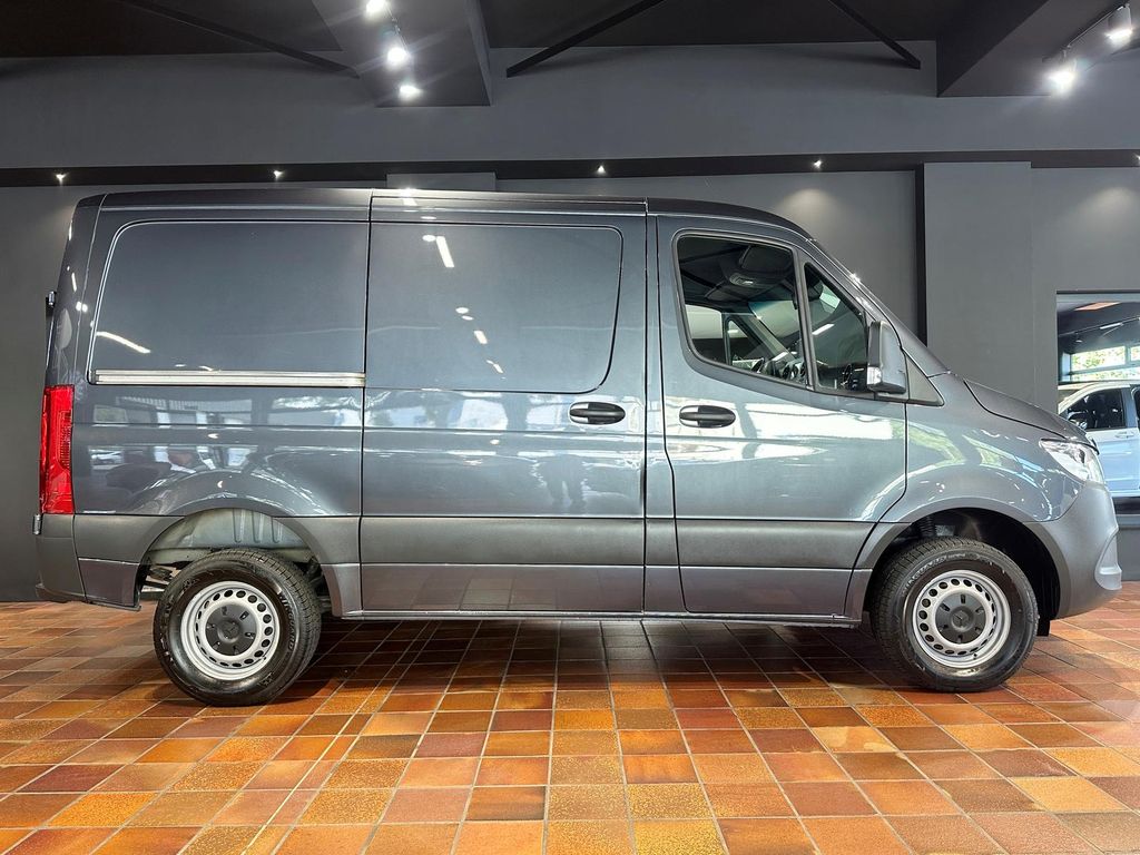Bild des Angebotes Mercedes-Benz SPRINTER 317 RWD KOMPAKT KURZ 3250 L1H1 AHK-3,5T