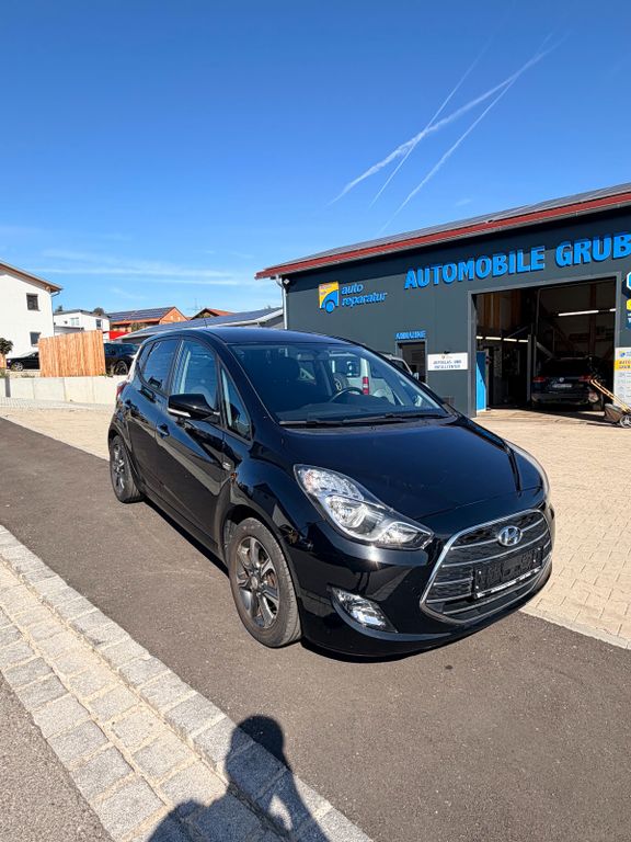 Hyundai ix20 1.6 Space Plus-Paket blue