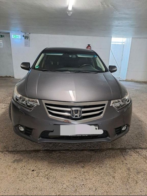 Honda Accord 2.0 Elegance Advantage Elegance Advantage