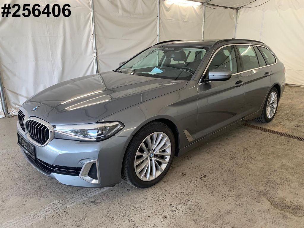 Bild des Angebotes BMW 530 d Luxury DRIVING-PROF/PANORAMA/AHK