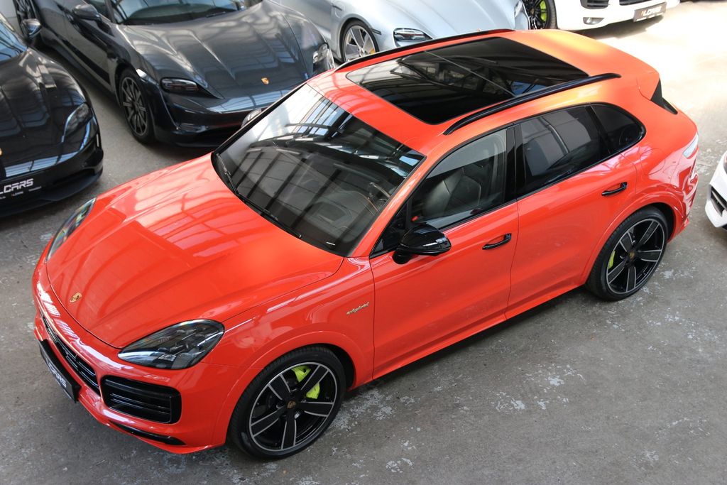 Bild des Angebotes Porsche Cayenne Turbo S E-Hybrid TV-Fond Carbon ACC 22"