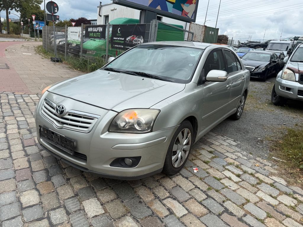 Bild des Angebotes Toyota Avensis 2.0  Sol Liftback -Automatik