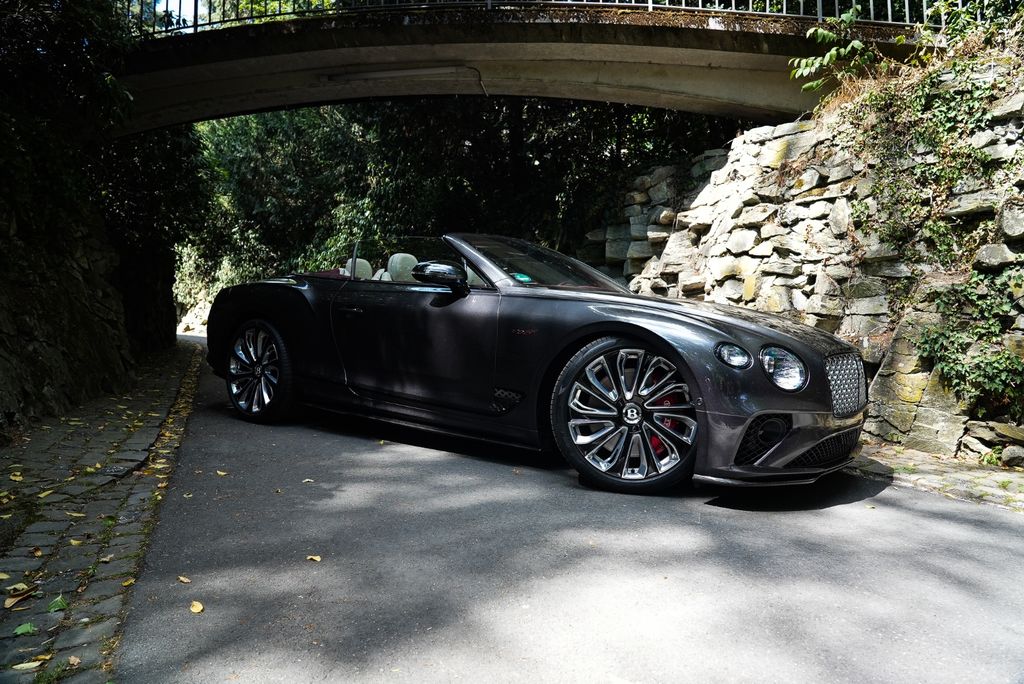 Bild des Angebotes Bentley Continental GTC Mulliner