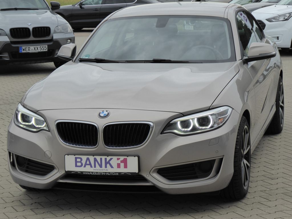 Bild des Angebotes BMW 220i Coupe aut. Xenon/Klimaautom./PDC uvm.