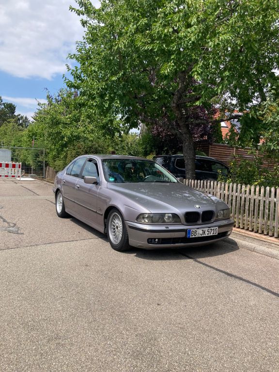 Bild des Angebotes BMW 523i A -