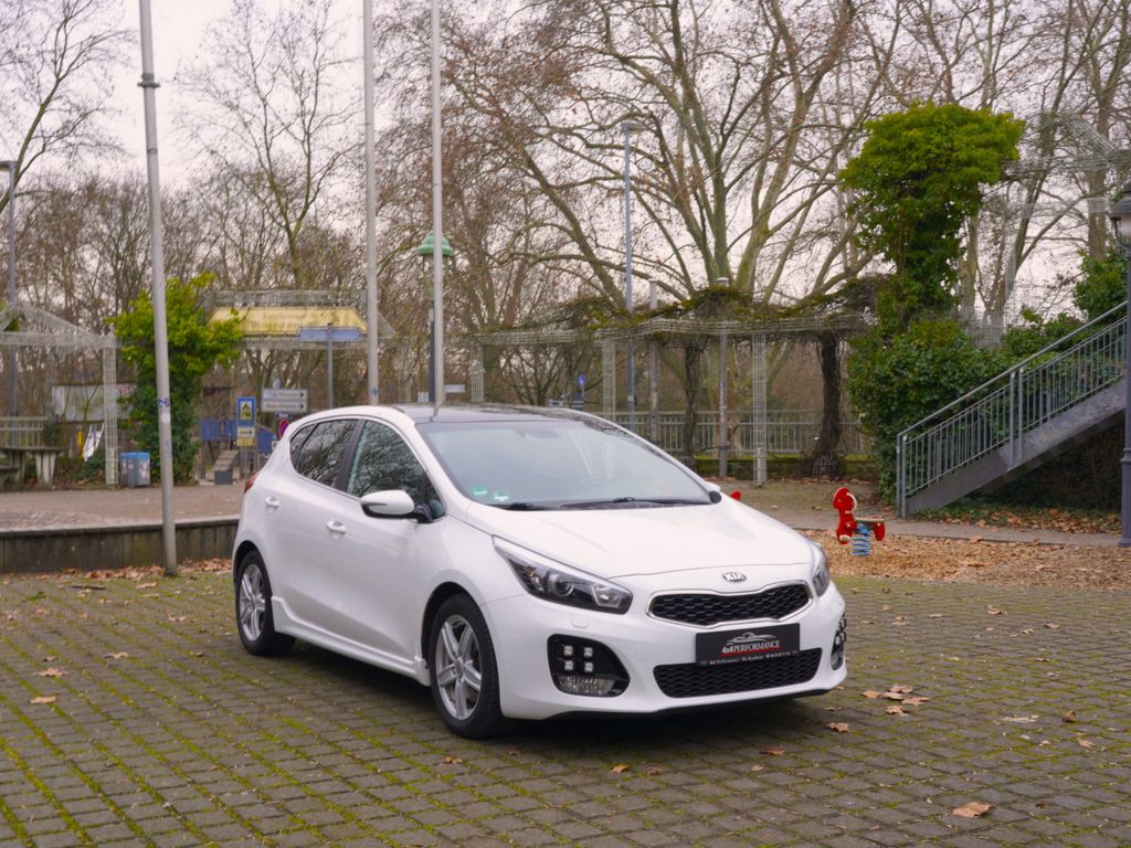 Bild des Angebotes Kia cee´d GT-Line DKG Auto. F1~Navi~Pano~Digital~Cam