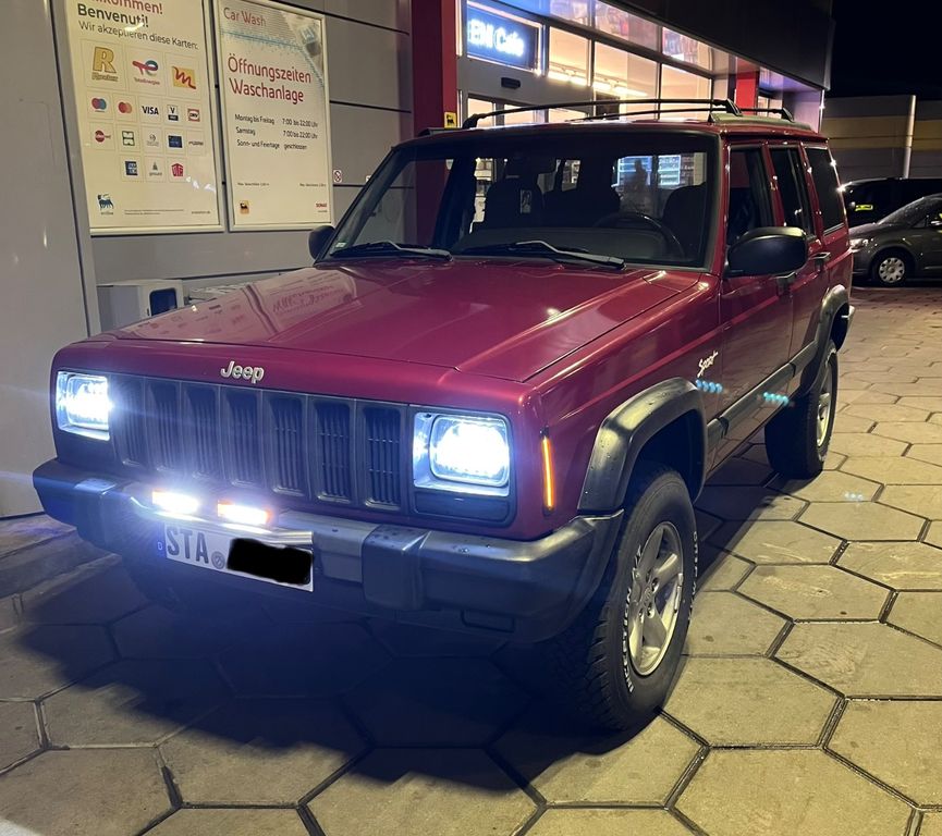 Bild des Angebotes Jeep Cherokee Xj 4.0 Facelift Benzin Automatik