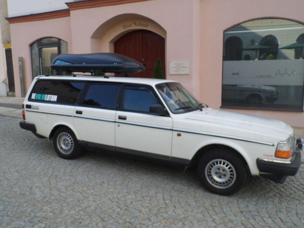 Bild des Angebotes Volvo 245