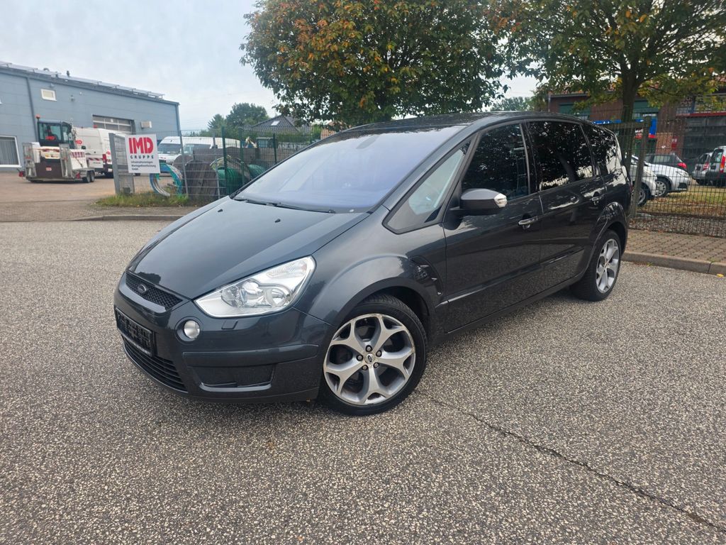 Bild des Angebotes Ford S-MAX Titanium-NAVI-LEDER-XENON-AHK-TÜV NEU