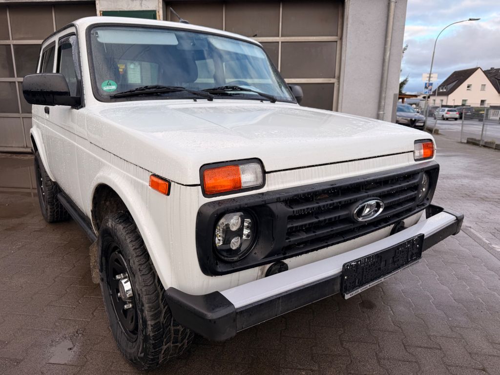 Bild des Angebotes Lada Niva 4x4 Legend  Autogas AHK MS-Versiegelung