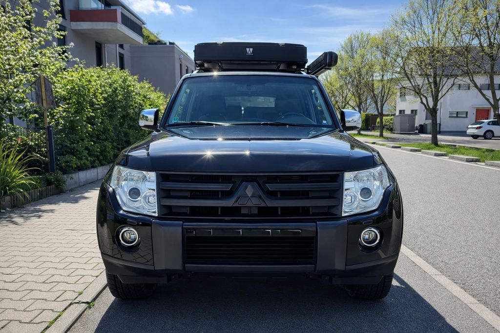 Bild des Angebotes Mitsubishi Pajero 3,2 DI-D Intense Automatik Intense