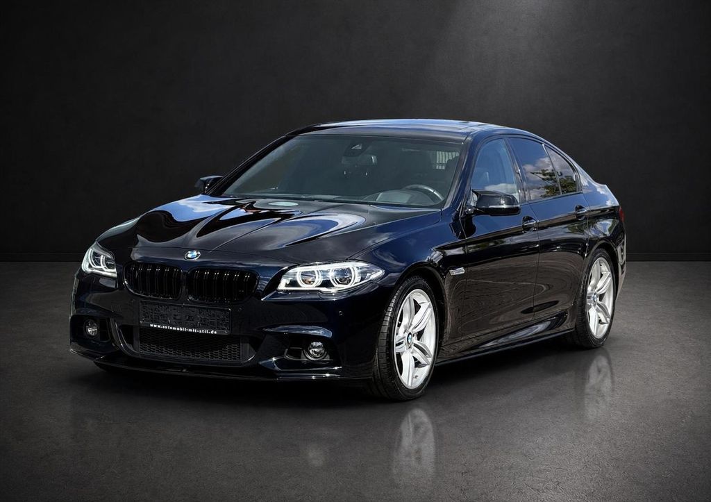 Bild des Angebotes BMW 550i*LCI*M-SPORTPAKET*SOFTC*LED*HDUP*PDC*LEDR*LM