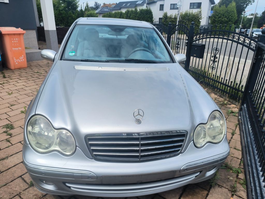 Bild des Angebotes Mercedes-Benz C 220 CDI Avantgarde Standheizung