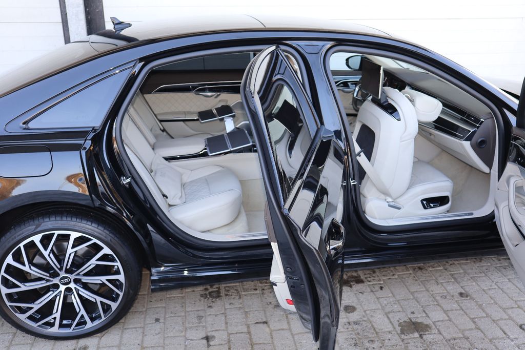 Bild des Angebotes Audi A8L 60 TFSI V8 lang EINZELSTÜCK / UPE 215.170,-