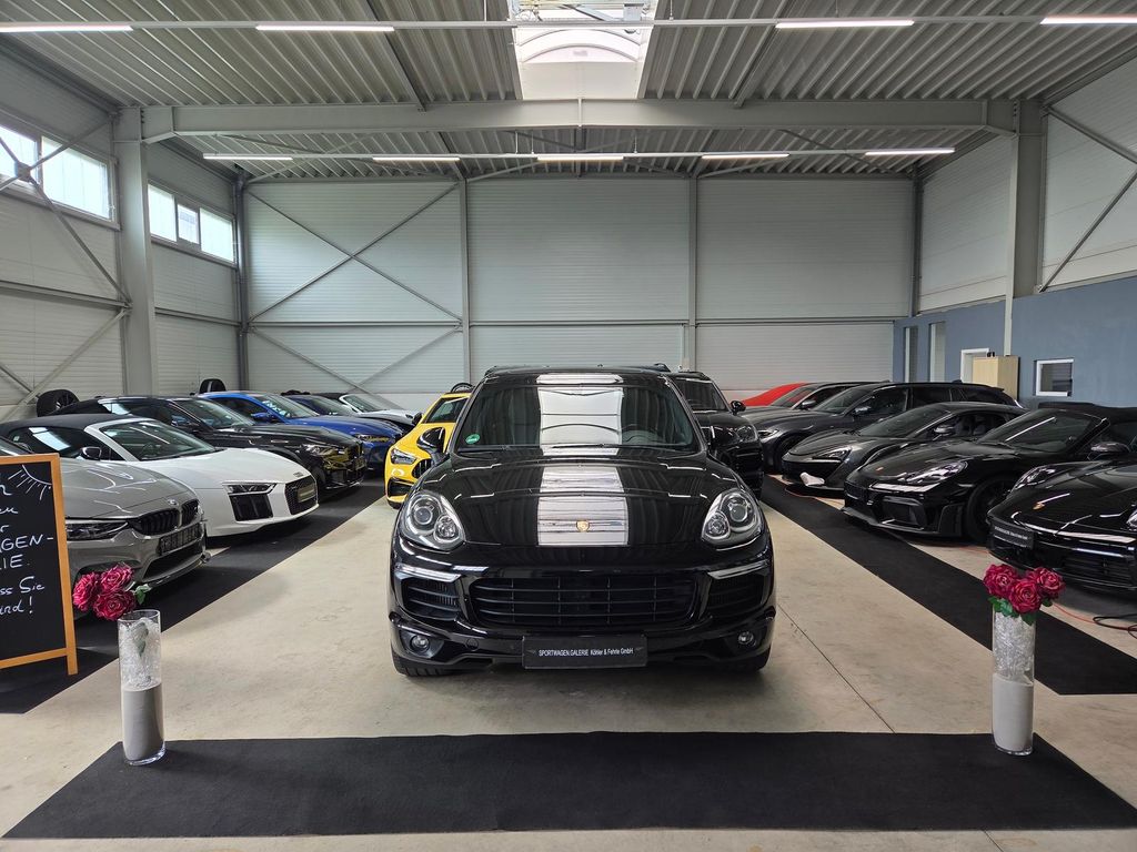 Bild des Angebotes Porsche Cayenne S Diesel /Panorama/Rückfahrkamera/*460€