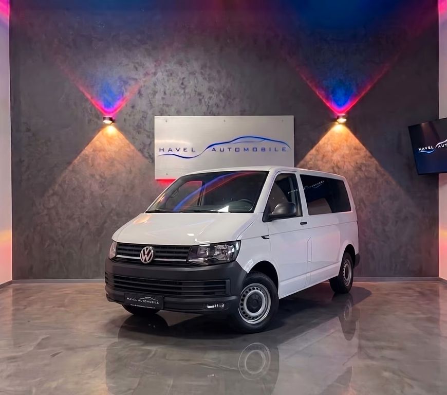Bild des Angebotes Volkswagen T6.1 Kombi  2.0TDI 9-Sitzer AHK PDC Sitzheizung