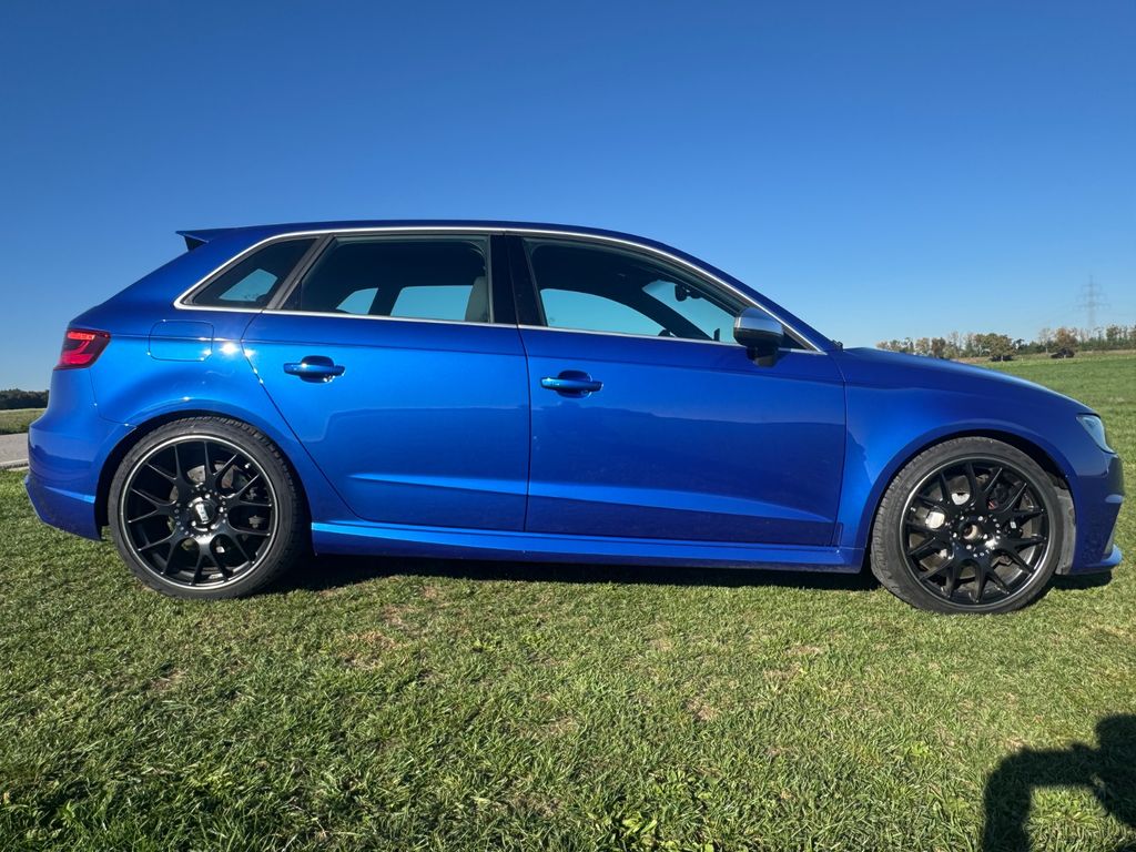 Bild des Angebotes Audi RS3 2.5 TFSI  Sportback -Liebhaberfahrzeug