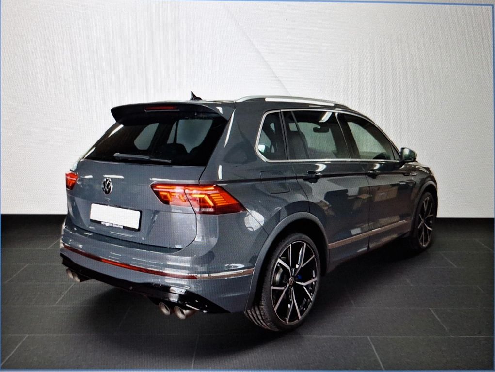 Volkswagen Tiguan R 320PS DSG / Akrapovic / Harman Kardon /