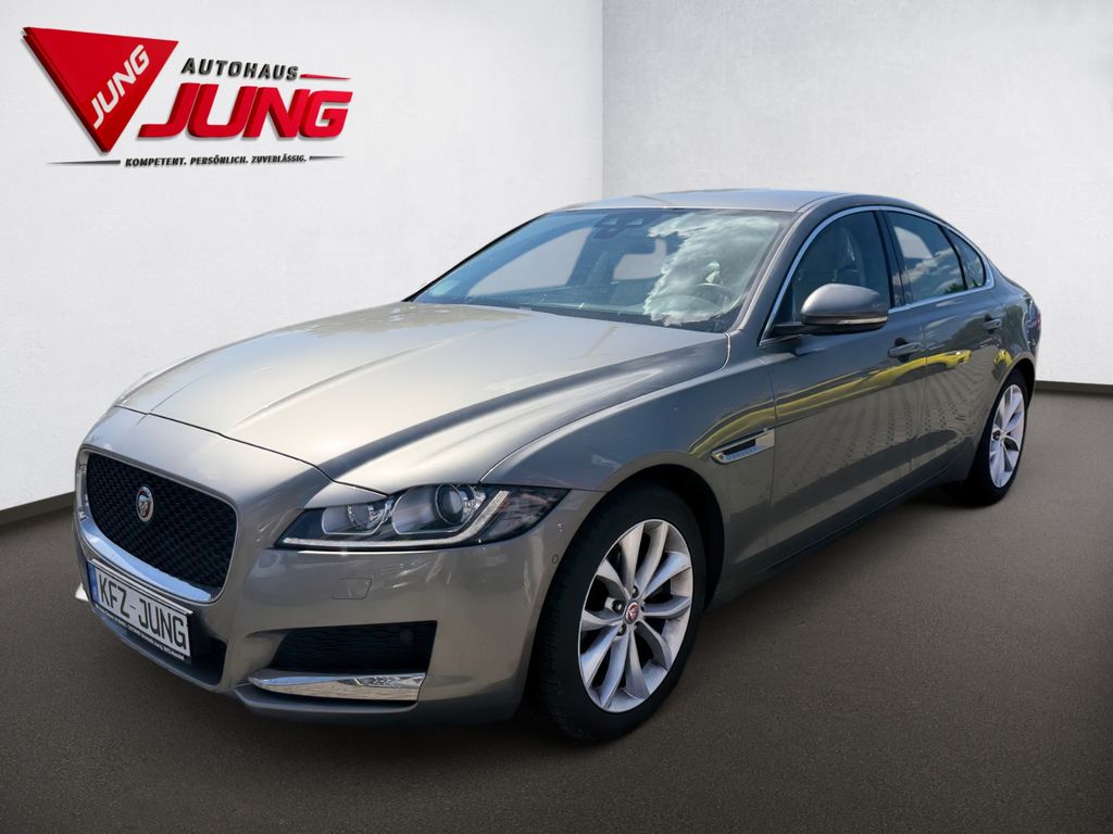 Bild des Angebotes Jaguar XF 20t Portfolio *NAVI*SITZ-HZ.*KAMERA