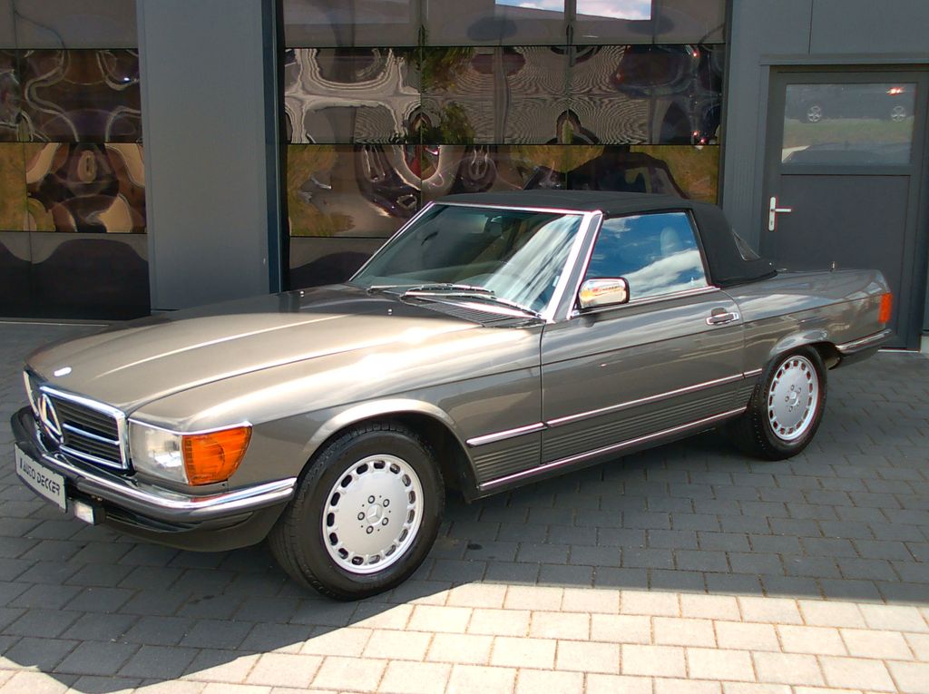 Bild des Angebotes Mercedes-Benz SL 560 sehr gepflegt wenig Kilometer