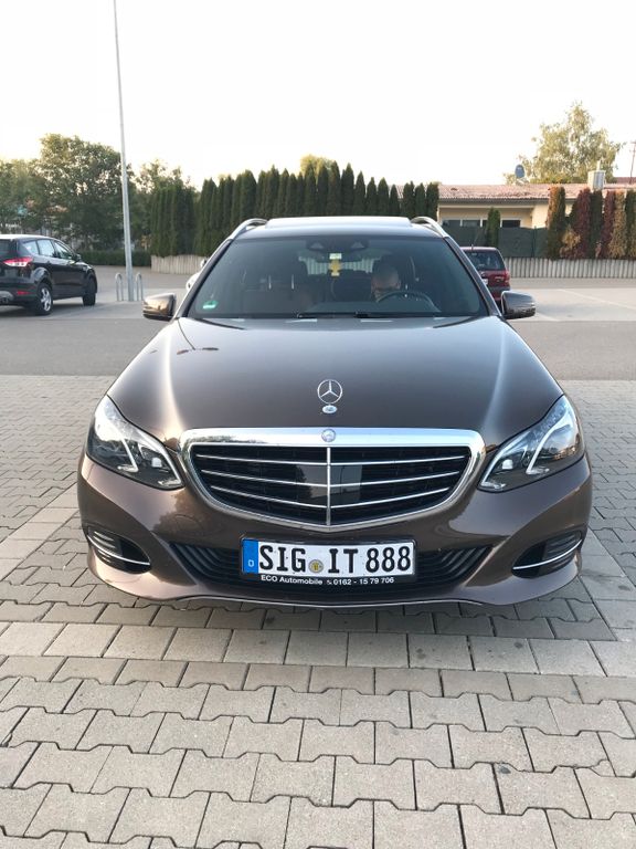 Bild des Angebotes Mercedes-Benz E 350 BlueTEC T ELEGANCE Airmatic/DPF NEU