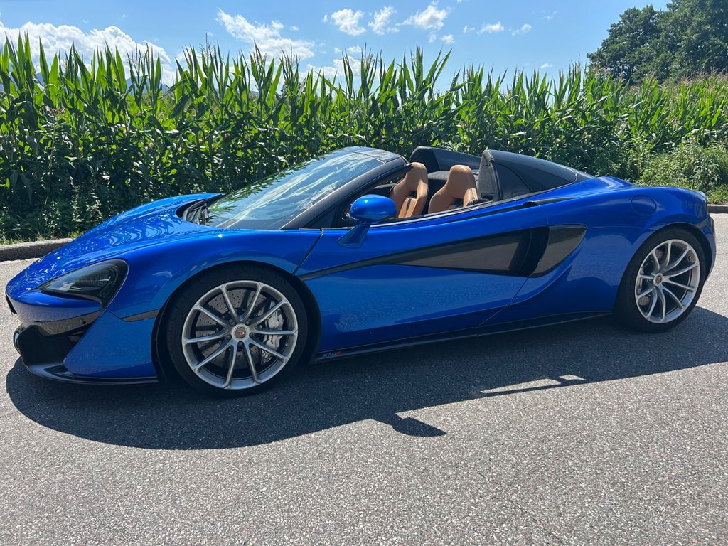 McLaren 570S Spyder