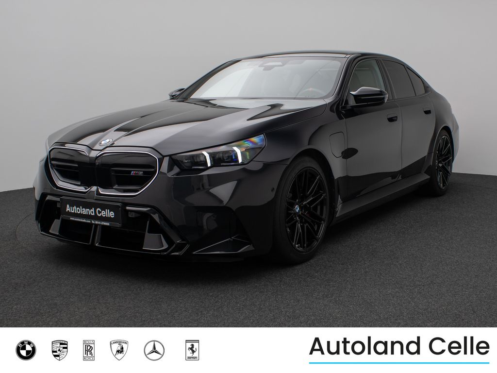 Bild des Angebotes BMW M5 xD Panorama 360°B&W HUD M-Driversp. Komfort