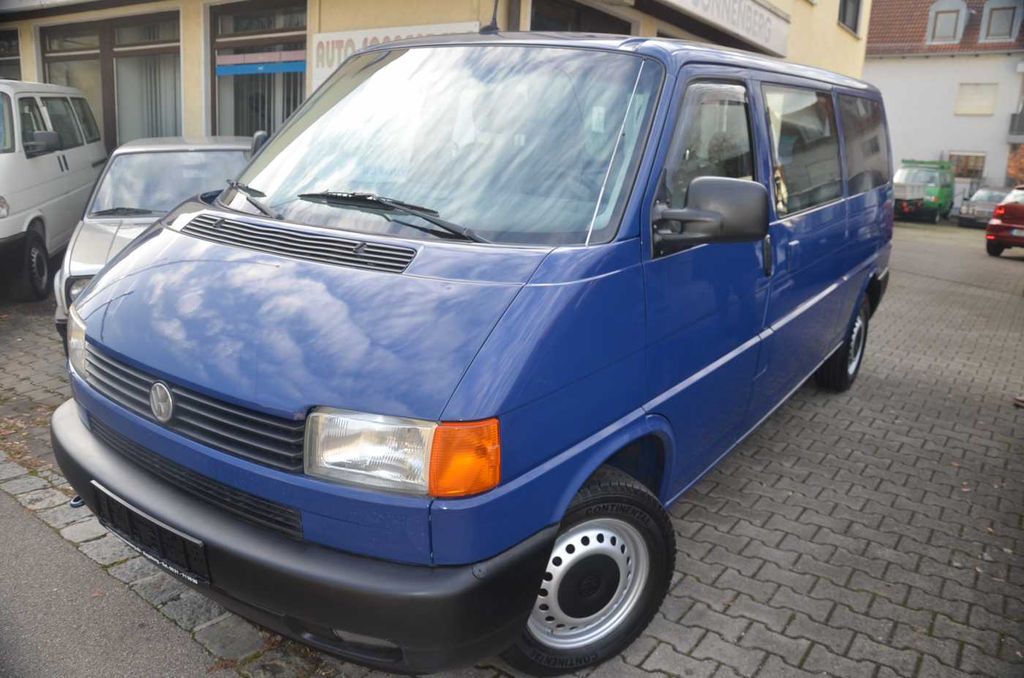 Bild des Angebotes Volkswagen T4 Bus Kombi 2,5Benziner, langer Radstand