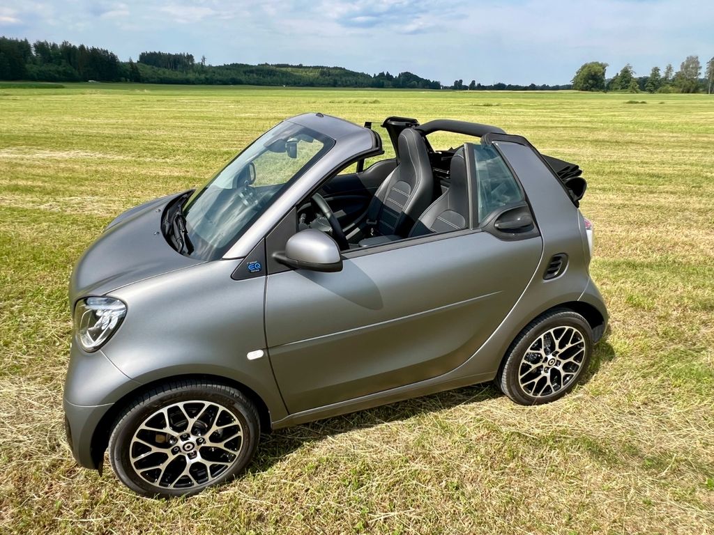 Bild des Angebotes Smart ForTwo cabrio EQ Prime Exclusive-Paket
