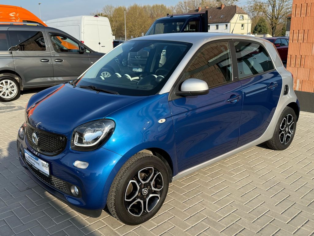 Bild des Angebotes Smart ForFour Basis 52kW *TÜV NEU*LEDER*PDC*SHZ*EU6*