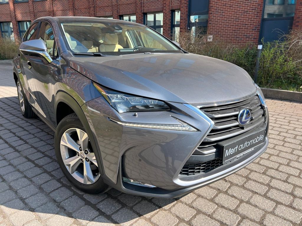 Bild des Angebotes Lexus NX 300h*ALLRAD*1.HAND*PANO*TOTW*HUD*RELAX GARANT