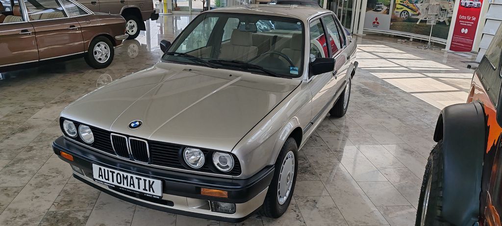 Bild des Angebotes BMW 325i