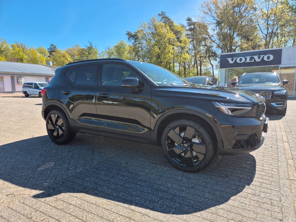 Bild des Angebotes Volvo XC40 Plus Black Edition 2WD