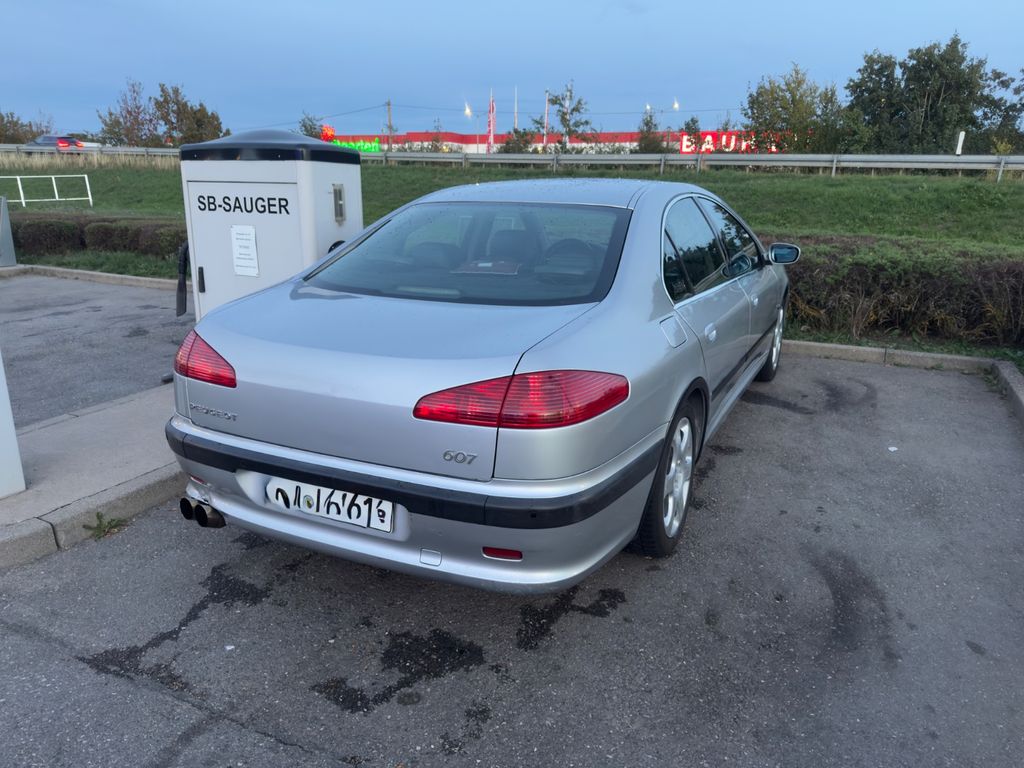 Bild des Angebotes Peugeot 607 2.2 16V 158 PS