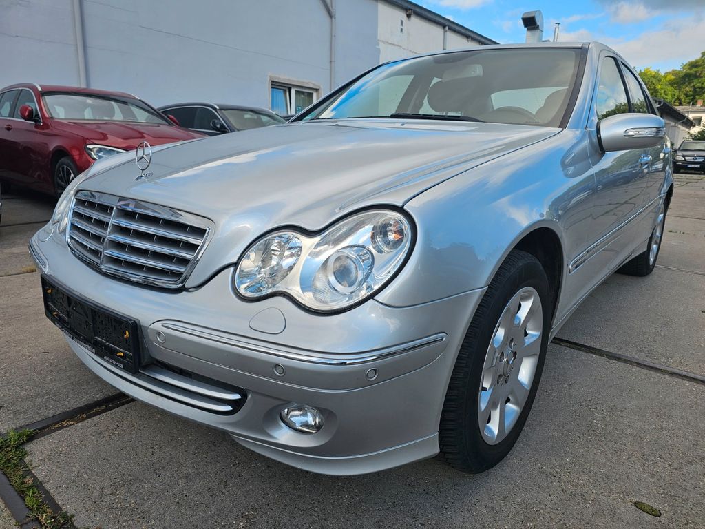 Bild des Angebotes Mercedes-Benz C 200 Aut., Steuerkette neu, 1 Jahr Garantie