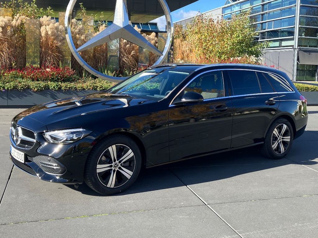 Bild des Angebotes Mercedes-Benz C 200 T-Modell KAMERA+ANHÄNGER+CARPLAY