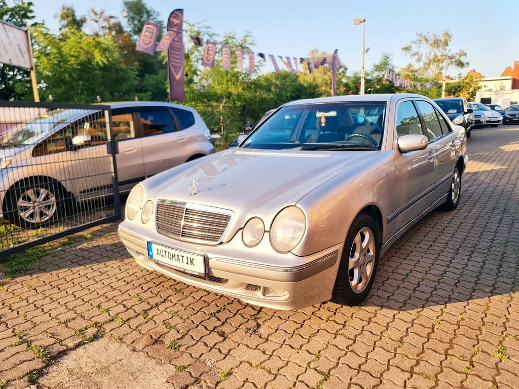 Bild des Angebotes Mercedes-Benz E 240 ELEGANCE*Automatik*157264km* TUV-Insp.Neu