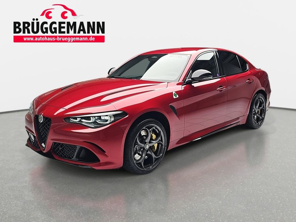 Alfa Romeo GIULIA 2.9 V6 BI-TURBO QUADRIFOGLIO ORO