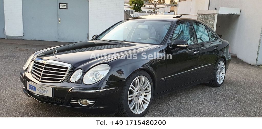 Bild des Angebotes Mercedes-Benz E 350 CGI Avantgarde NAVI*LEDER*BI-XENON*PDC*AHK