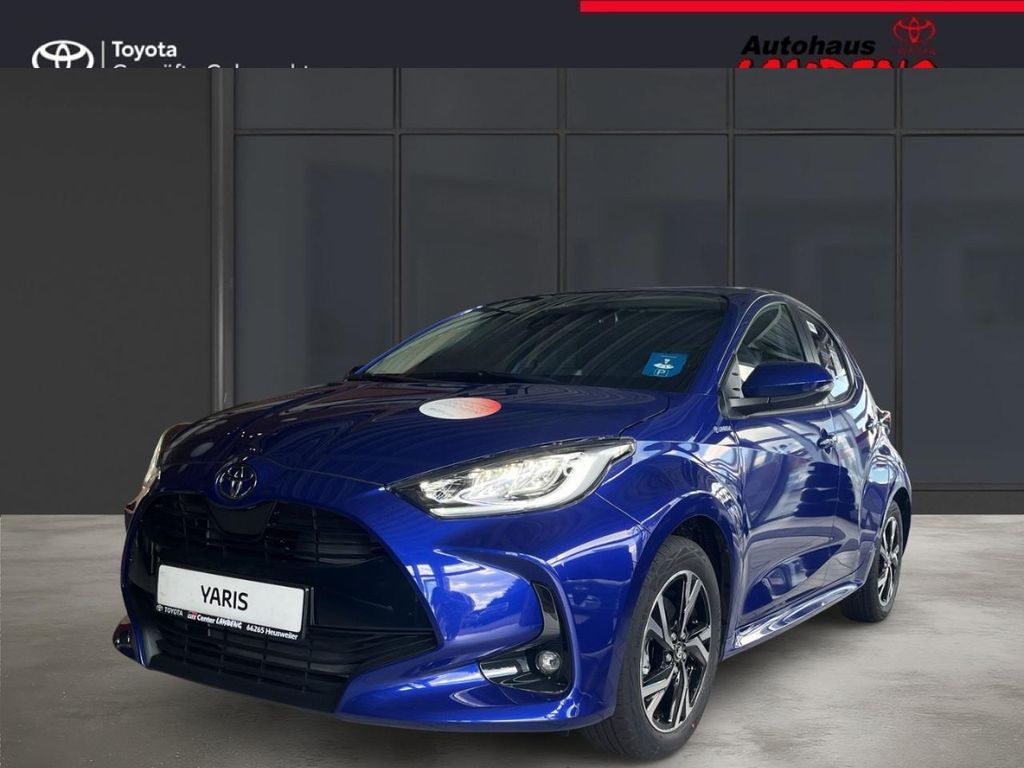 Bild des Angebotes Toyota Yaris Hybrid Teamplayer