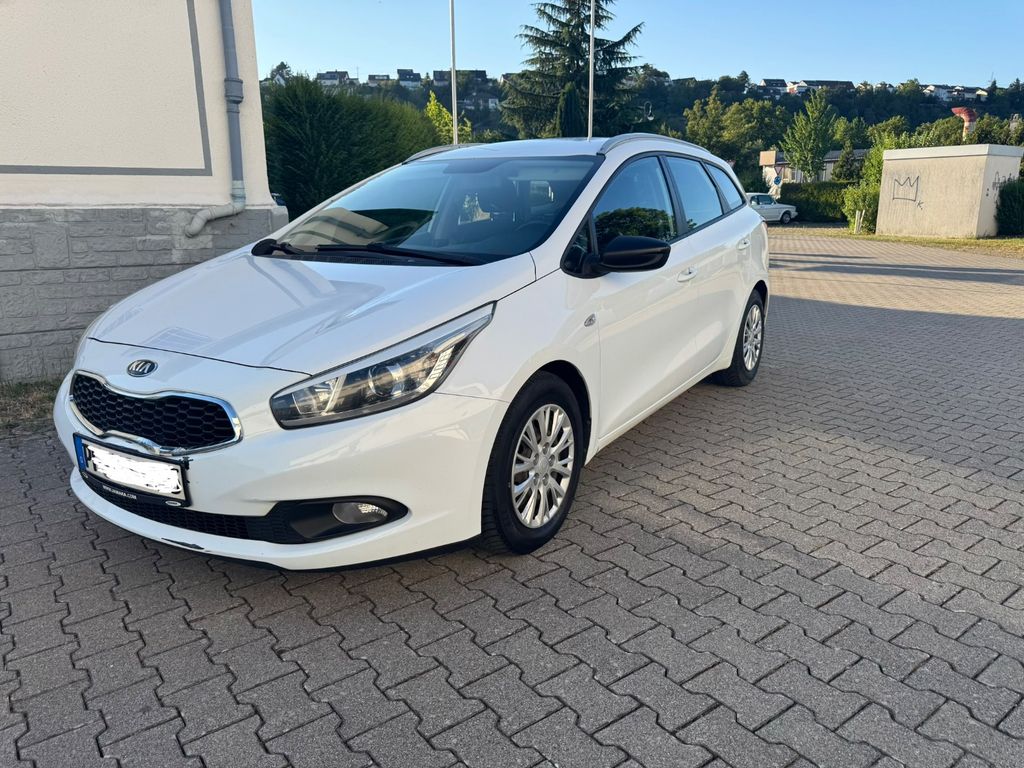 Bild des Angebotes Kia cee'd / Ceed 1.6 CRDI 128PS Mind Sporty Wago...