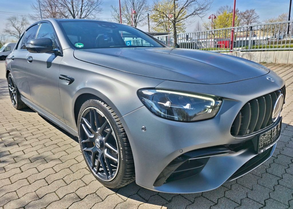 Bild des Angebotes Mercedes-Benz E 63 S 4MATIC+ Pano/Keramik/Burmaster/Schalensit