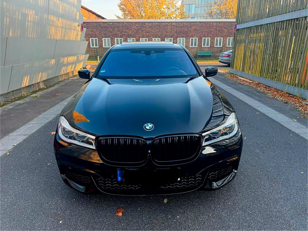Bild des Angebotes BMW 750d xDrive * VOLLAUSSTATTUNG * M - PAKET